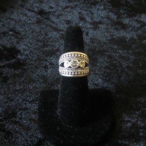 GunMetal Silvertone & Crystal Ladies Ring SZ 6-7
